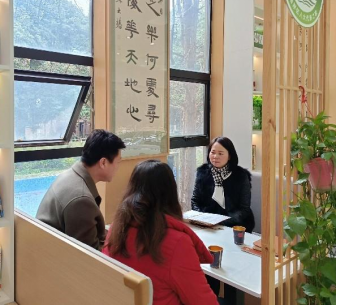 學(xué)會(huì)到訪(fǎng)同景社區(qū)黨群服務(wù)中心共探社區(qū)教育新發(fā)展