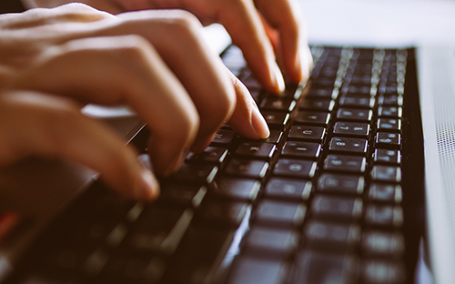 自考專(zhuān)升本報(bào)名之后多久能考完？