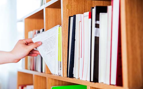 漢語(yǔ)言文學(xué)專(zhuān)業(yè)自考需要考英語(yǔ)嗎？