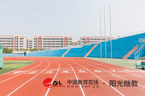 自考英語(yǔ)專(zhuān)業(yè)本科有哪些科目？怎么備考？