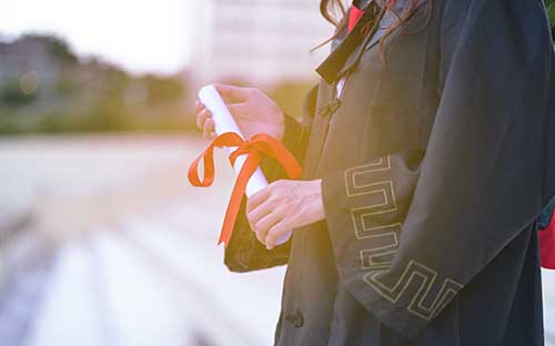 長海縣學歷提升去哪個機構中心辦理？成考與自考有何區(qū)別？