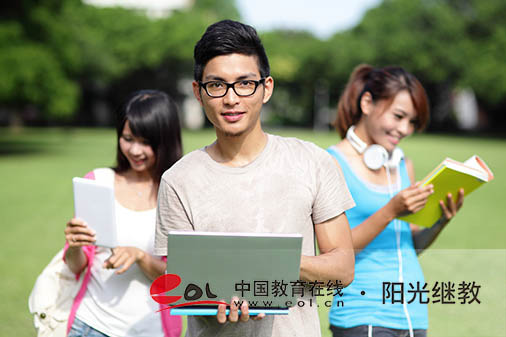 成人高考哪些專業(yè)比較好考？專業(yè)該怎么選擇？