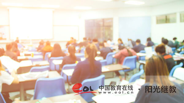 河南成人高考自己能報(bào)名嗎？推薦什么專業(yè)？