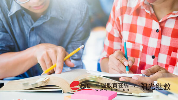 福建成人高考報(bào)名費(fèi)多少錢(qián)？需要滿足哪些條件？