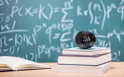 西安美國前十留學(xué)中介排名 美國留學(xué)中介費(fèi)大約多少？