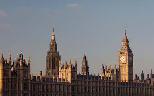 英國留學生保證金怎么算？英國留學保證金存多久？