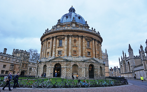 英國留學論文沒過能復議嗎？英國留學畢業(yè)難嗎
