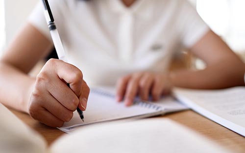 AP和IB課程的區(qū)別是什么，參加AP課程和IB課程有什么好處