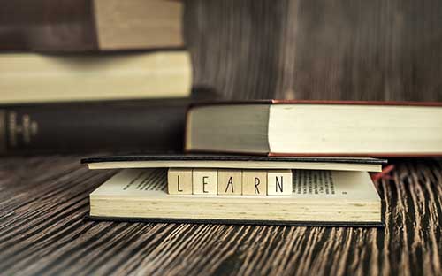 服裝設(shè)計(jì)全球?qū)I(yè)大學(xué)排名，最好的三所學(xué)校一覽