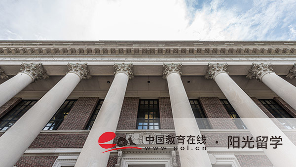 法國平面/視覺傳達(dá)設(shè)計(jì)專業(yè)研究生留學(xué)費(fèi)用是多少錢