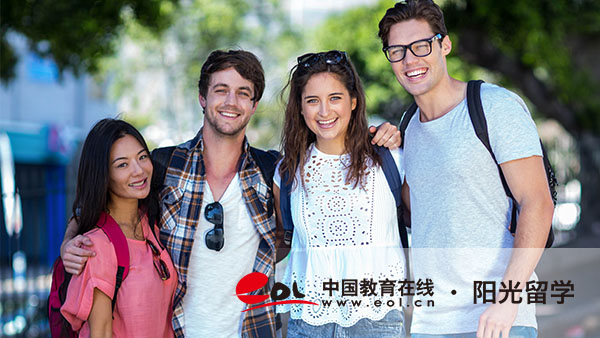 匈牙利配飾設計專業(yè)本科留學需要滿足哪些條件