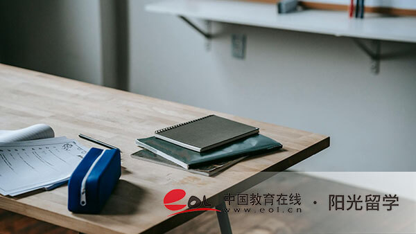 上海外國(guó)語(yǔ)大學(xué)2加2國(guó)際本科班一年費(fèi)用多少