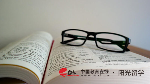 美國紡織品設(shè)計(jì)專業(yè)本科留學(xué)有哪些條件 美國紡織品設(shè)計(jì)專業(yè)本科留學(xué)有哪些條件