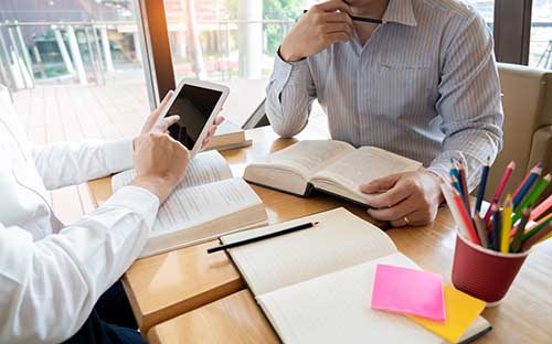 自考要什么時候報名？考哪些科目？