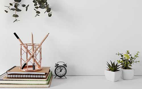 自考報(bào)名送教材嗎現(xiàn)在？考試資料在哪找？