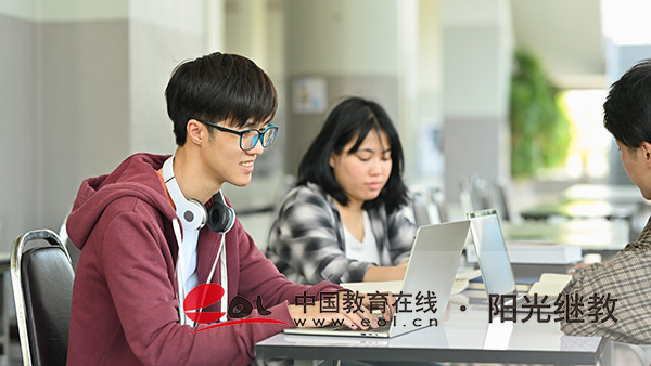 自考一般多久開始報(bào)名？有要求嗎？