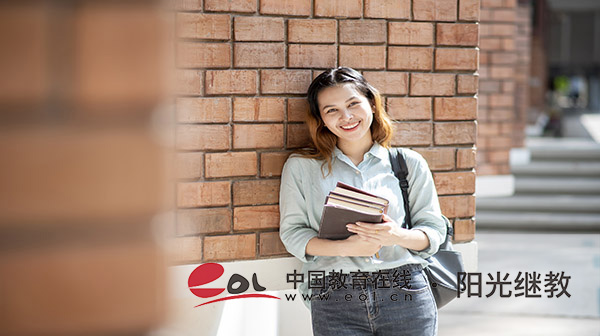 自考的報(bào)名條件是什么？有必要報(bào)班嗎？