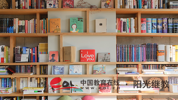 成人自考有哪些專業(yè)可以選擇？怎么報(bào)名？