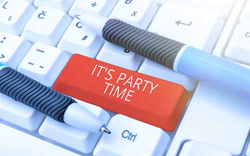 自考選專業(yè)有限制嗎？和統(tǒng)招專升本哪個更好？