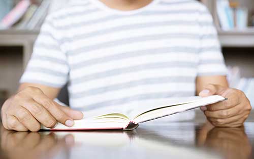 自考計算機專業(yè)本科報名有哪些流程？考哪些科目？