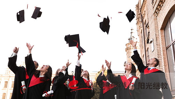 大專(zhuān)學(xué)歷也可以報(bào)名自考本科嗎？報(bào)考流程有嗎？