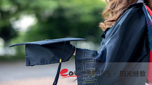 自考本科的報(bào)名流程有哪些？專業(yè)有哪些？